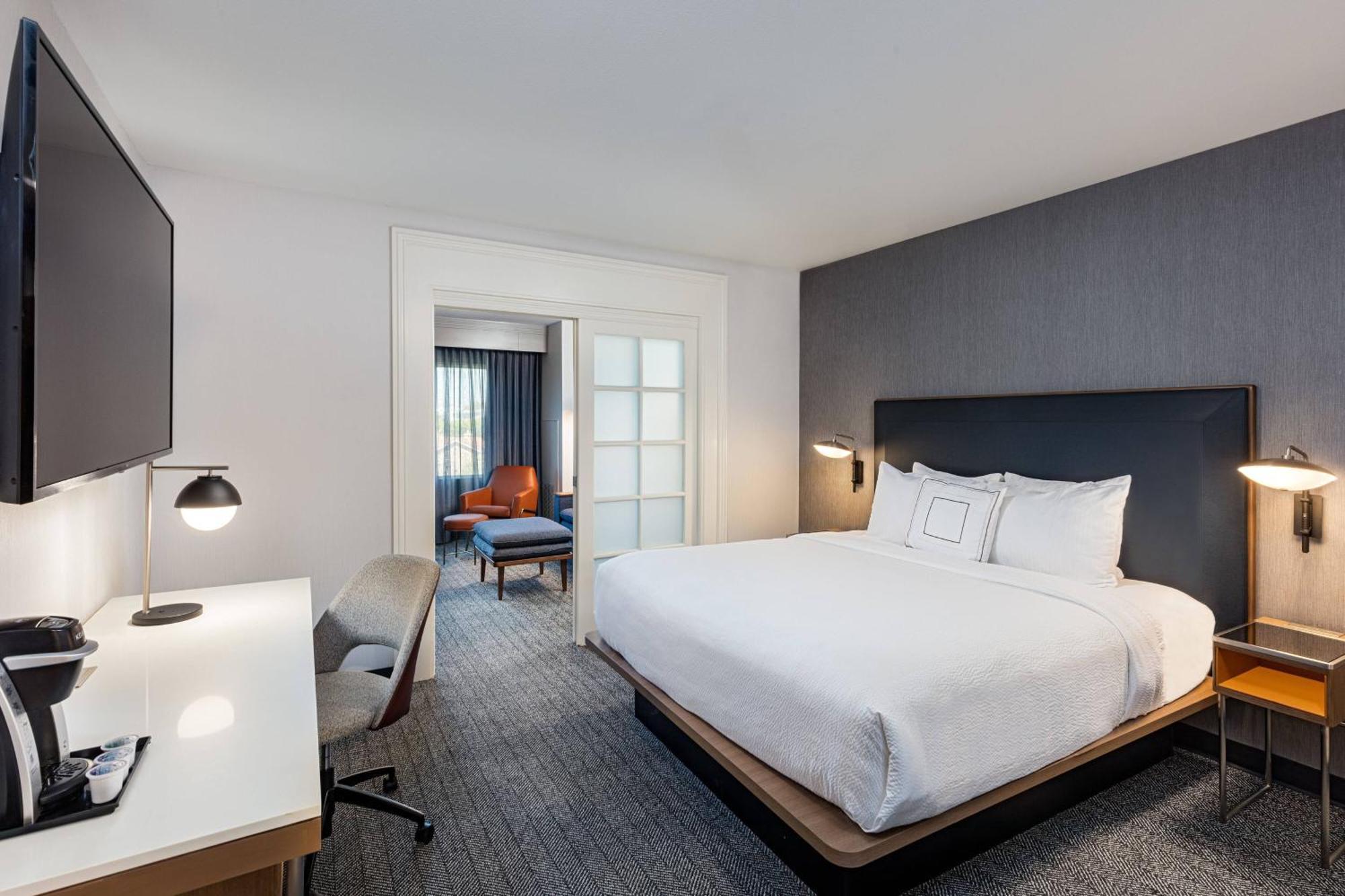 Courtyard By Marriott Anaheim Resort/Convention Center Exterior foto