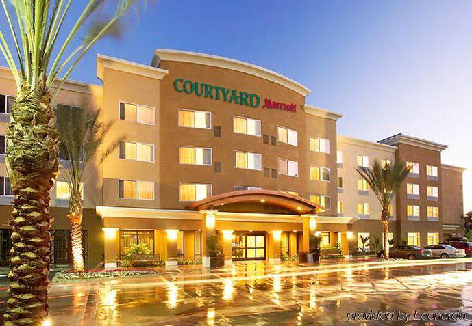 Courtyard By Marriott Anaheim Resort/Convention Center Exterior foto